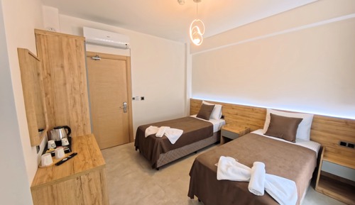 Deluxe Twin Room, Balcony, Garden View