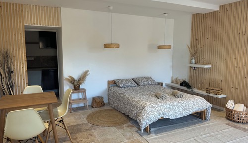 Double Room, Hill View