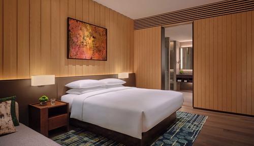 Premier Suite, 1 King Bed (Regency View)