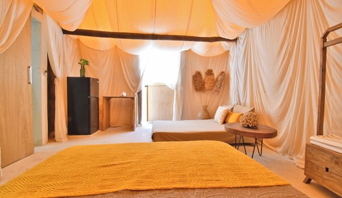 Deluxe Tent