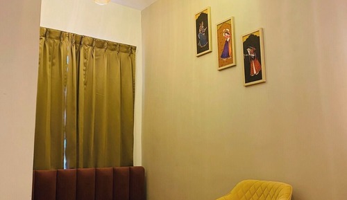 Family Studio, City View