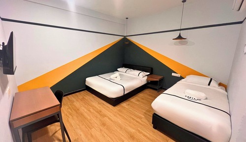 Triple Room