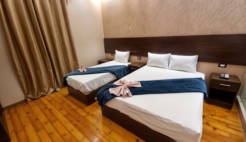Superior Triple Room, Private Bathroom