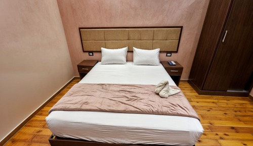 Superior Single Room, Private Bathroom