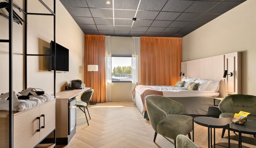 Junior Suite, 1 King Bed, Non Smoking