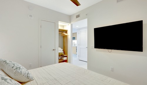 Executive Condo, City View