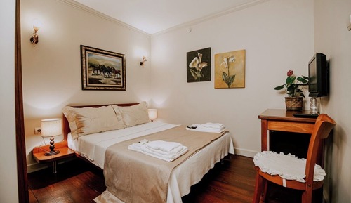 Deluxe Double Room, Courtyard View