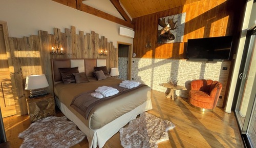 Deluxe Cottage, Balcony, Valley View