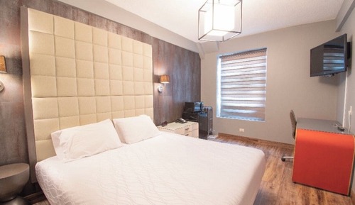 Classic Room, City View