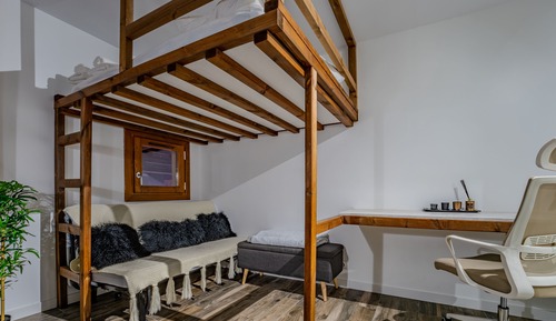 Luxury Apartment, Mountain View