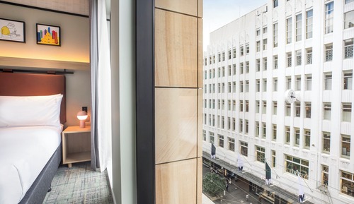 Standard Room, 1 King Bed, City View