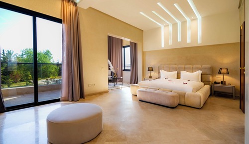 Superior Suite, Balcony, Pool View