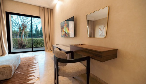 Luxury Suite
