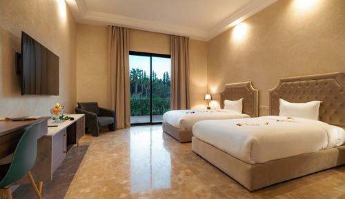 Deluxe Twin Room