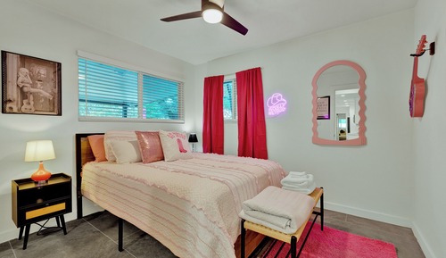 House, Multiple Beds, Patio, Garden View (640 Rainbow Ridge)