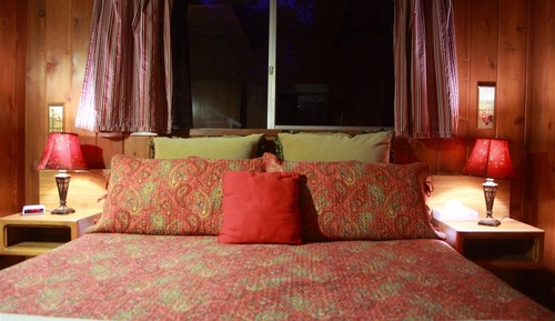 Cabin: Gregory's Den