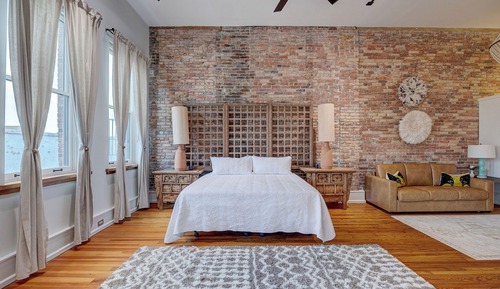 Luxe 220, Unit 6 - Adjoining Pool Table Penthouse Suites
