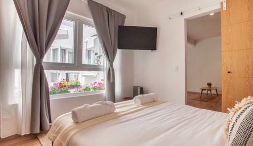 Junior Apartment