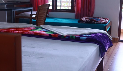 Basic Double or Twin Room, Hill View