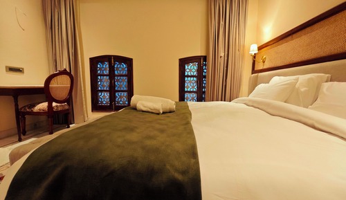 Deluxe Suite Room Non Ganga View