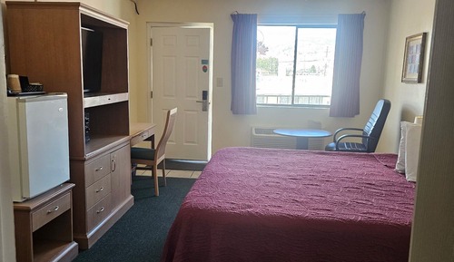 Premium Room, 1 King Bed, Jetted Tub
