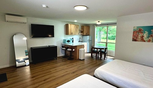 Double Room, 2 Queen Beds, Kitchenette