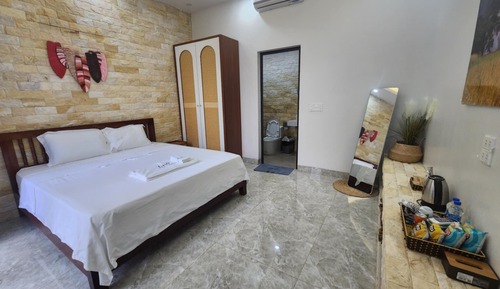 Standard Single Room, Non Smoking, Private Bathroom