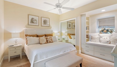 Exclusive Condo, 3 Bedrooms, Hot Tub, Beach View