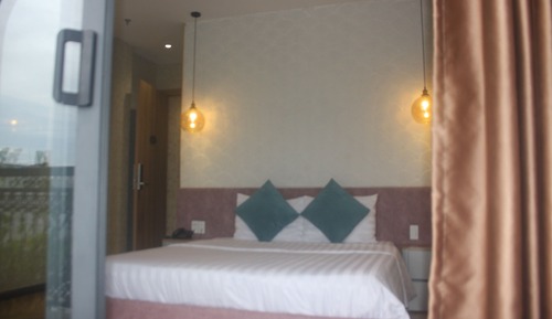 Deluxe Room, Balcony, City View