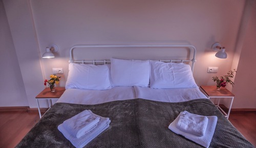 Deluxe Double Room, Balcony, Mountain View