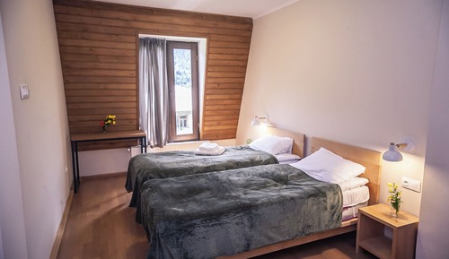 Twin Room, Mountain View