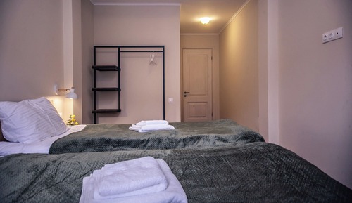Comfort Double or Twin Room, 2 Twin Beds, Patio, Mountain View
