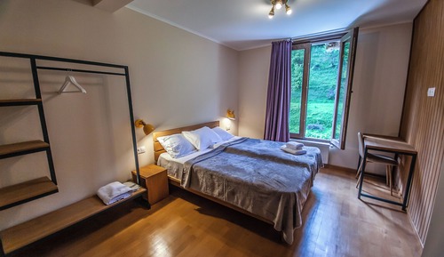 Double Room, Mountain View