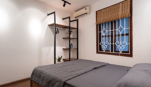 Economy Room, Ensuite