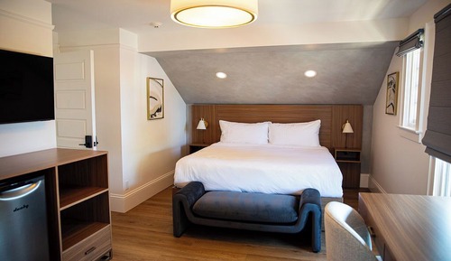 Superior Room, 1 King Bed