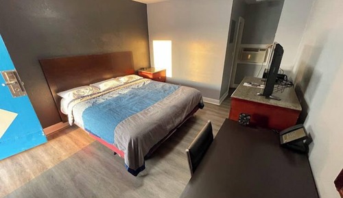 Single Room, 1 King Bed, Non Smoking
