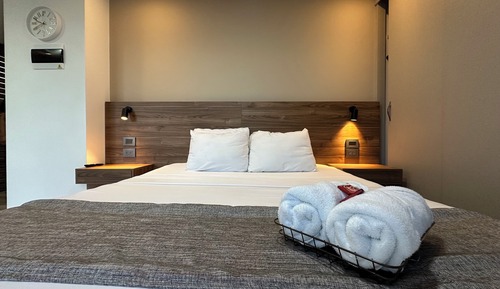 Deluxe Studio, 1 Bedroom, Balcony