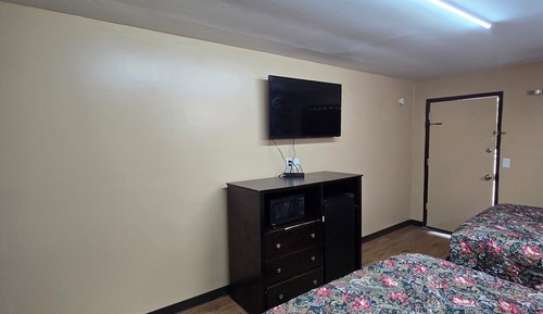 Family Double Room, City View
