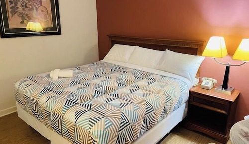 Standard Single Room, 1 King Bed, Non Smoking
