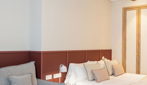 Deluxe Quadruple Room, City View