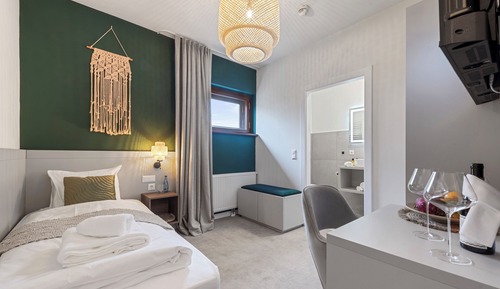 Comfort Single Room, 1 Twin Bed, Non Smoking, Private Bathroom