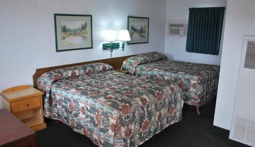 Basic Double Room, 2 Double Beds