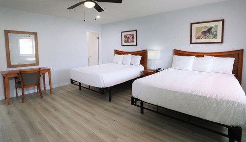 Classic Room (2nd Floor Motel Room * No Elevator)