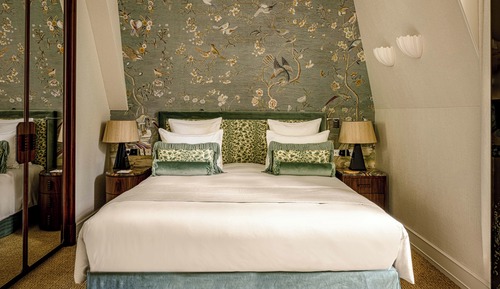 Room (Pavillon Elise)