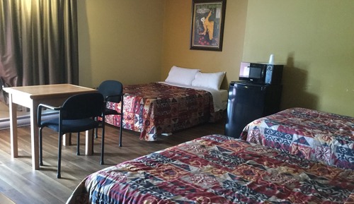 Family Room, 3 Double Beds