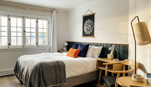 Room, Private Bathroom (Room 204)