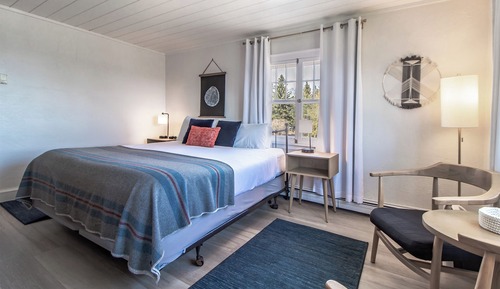Room, Private Bathroom (Room 202)