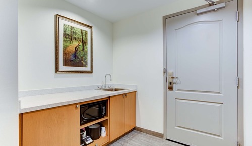Studio, 1 King Bed, Accessible, Non Smoking (Hearing Impaired)
