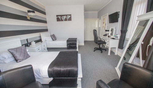 Luxury Twin Room