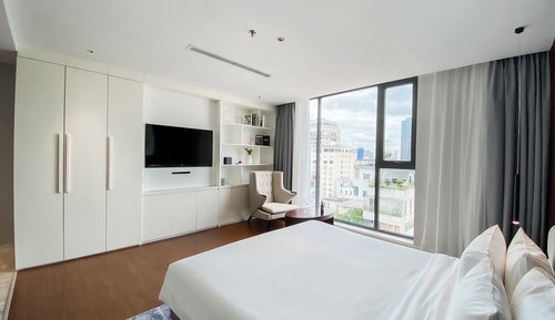 Studio Apartment